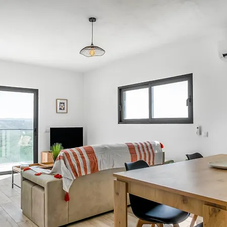 Campo E Apartment *