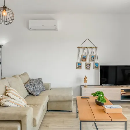 Campo E Apartment *